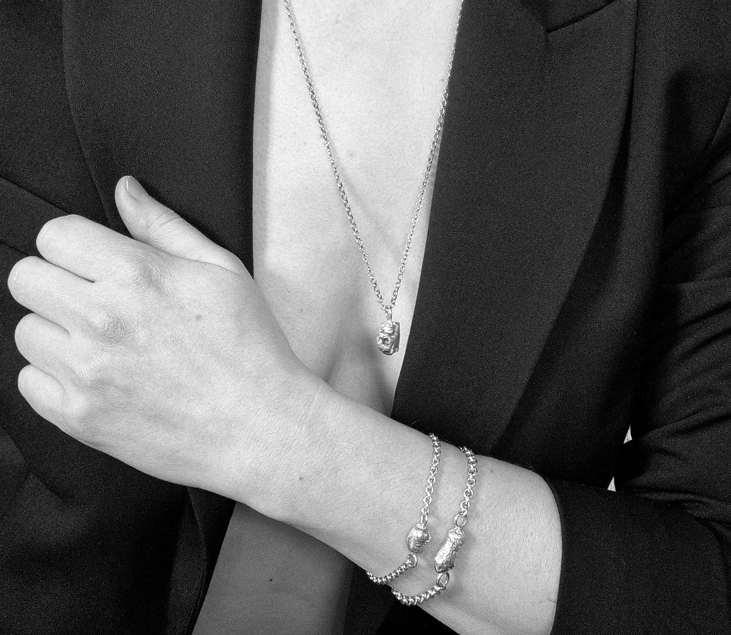 "GRUVSTEN" HALSBAND