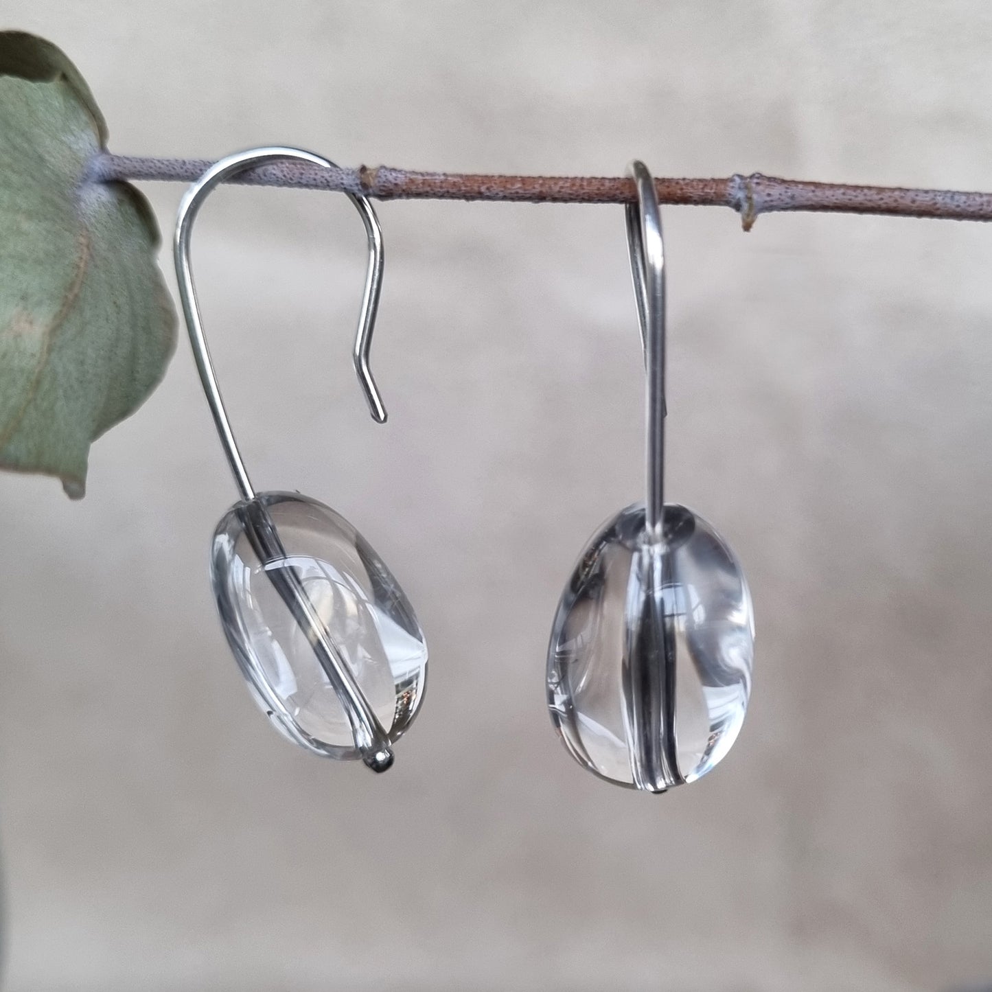 HÄNGANDE SILVERÖRHÄNGEN BERGSKRISTALL