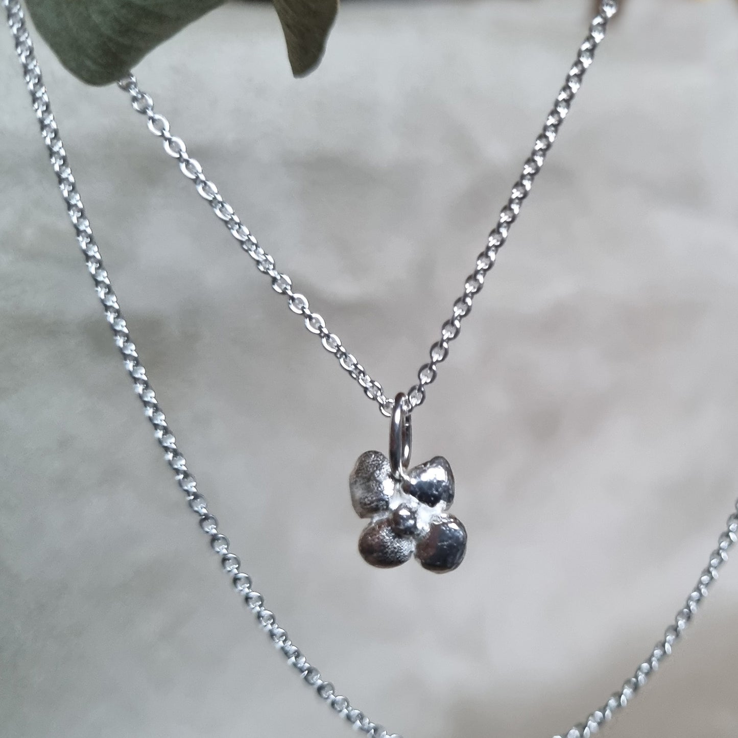 "PERFECTLY IMPERFECT" HALSBAND