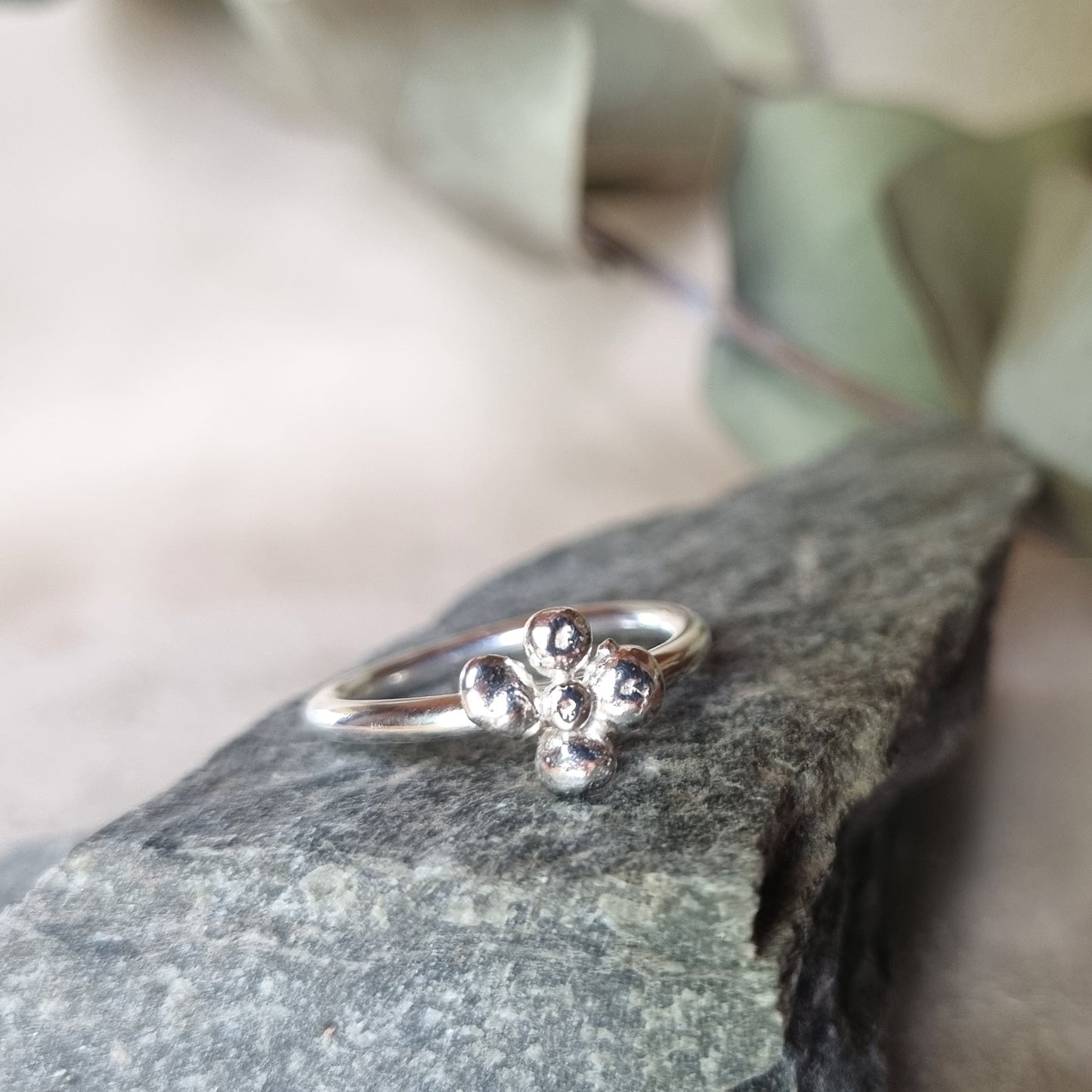 "PERFECTLY IMPERFECT" SILVERRING BLOMMA